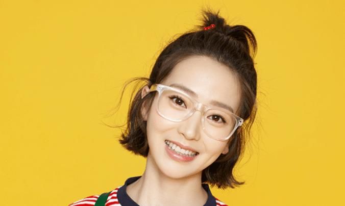 演艺|出生很好的费伟妮，在唱歌上很有实力，在演艺道路上也很成功