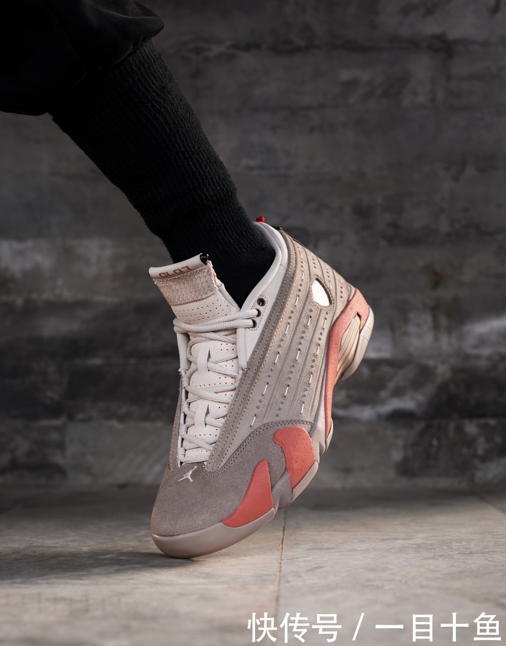 小编一年开箱这么多离谱球鞋!弟弟款AJ1破万!