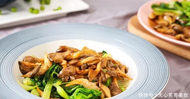比肉还香的2种蘑菇做法,好吃不重样,我家一周做6次!