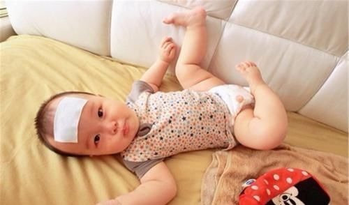 微笑|孩子智力发育情况,1岁内就有迹可循,有这3种表现多半是高智商