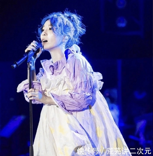 宝藏女孩|黄雅莉之前在《向往的生活》弹唱的《听风说》现已正式上线~