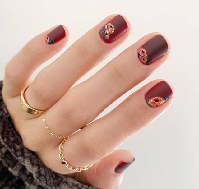 梦幻|新娘美甲灵感美国美甲师BetinaGoldstein的15款梦幻指甲造型