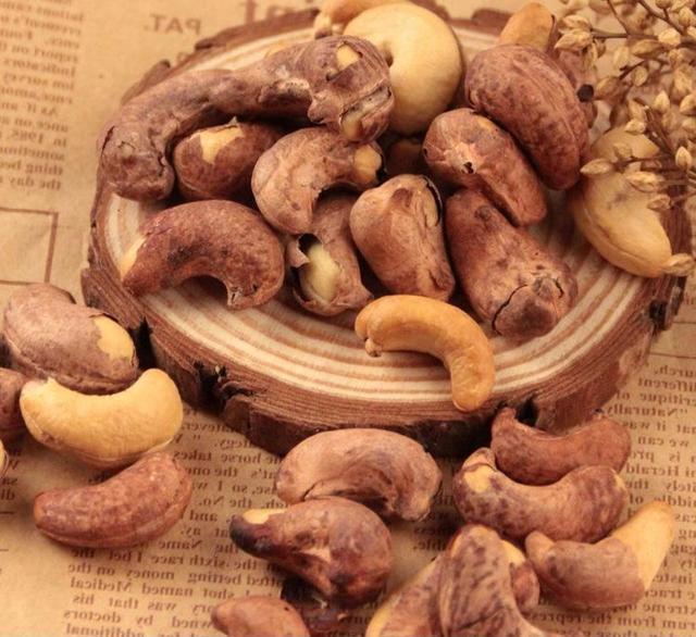 腰果|人到中年要会吃，推荐3种食物，健脑益智，延缓衰老，增强抵抗力