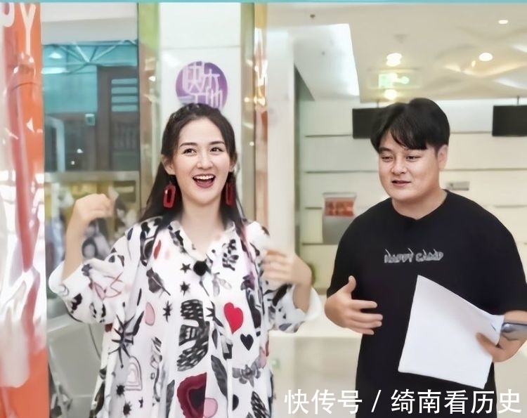 颖宝|谢娜回归快本直播！线上观看人数破千万！赵丽颖加入娜娜回归首秀