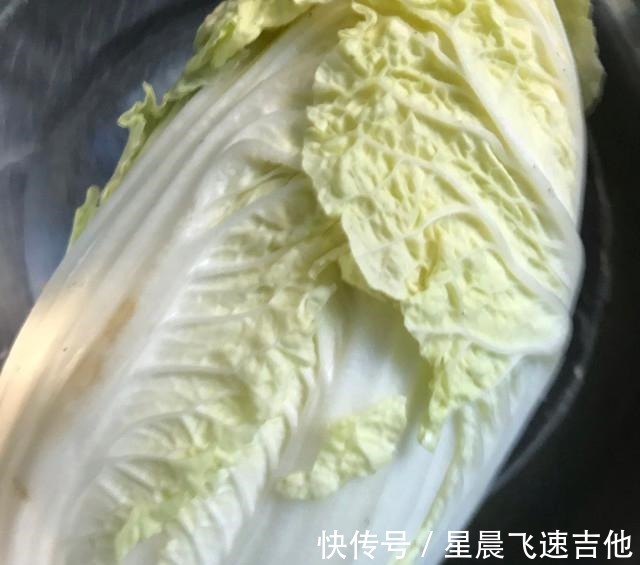 红辣椒|快炒娃娃菜，美美的低脂菜，好吃无负担！