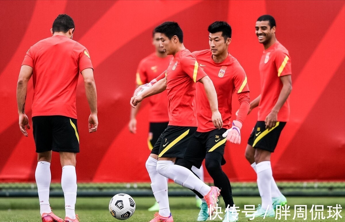 国乒|国足溃败不能怪李铁,中国足球为何不行?刘国梁说实话送2个锦囊