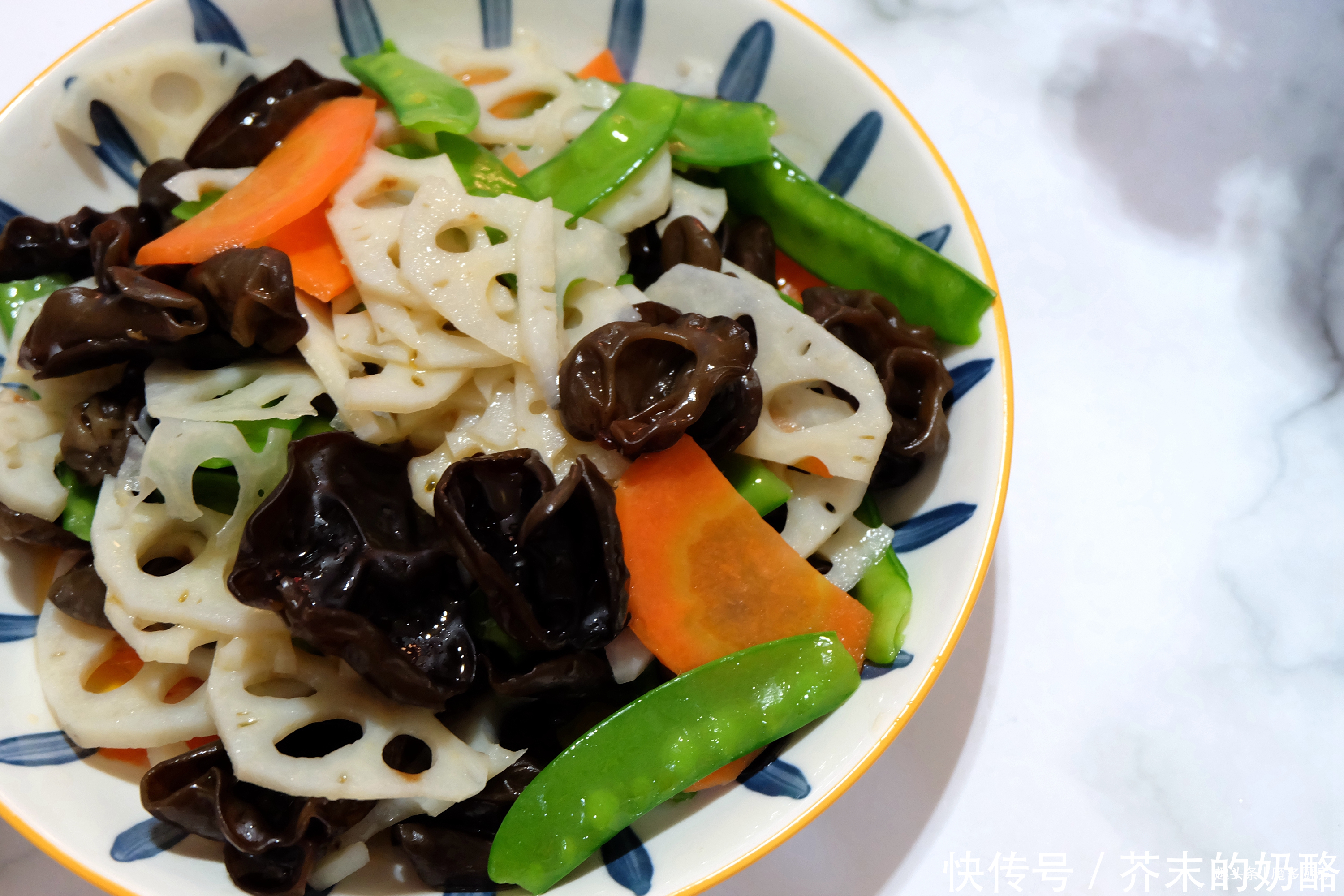 空气污染多吃凉拌菜，四种素菜拌一拌，清爽可口做法简单，试试吧