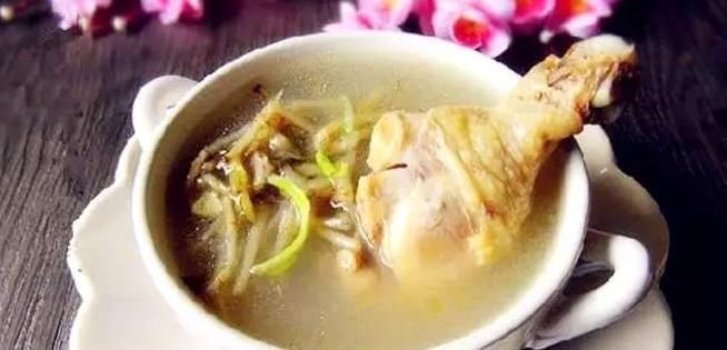 常喝4碗“止咳汤”,咳嗽一喝就好,比强力止咳药强100倍