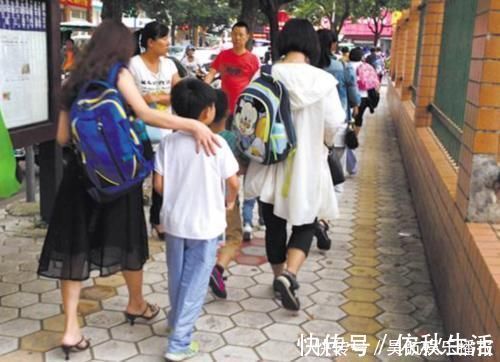 委屈|父亲穿“脏工服”开家长会,孩子一脸委屈:就不能回去换身衣裳?