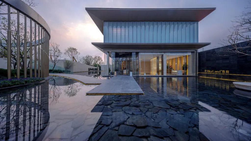  半围合|星环浮动，雁归云境