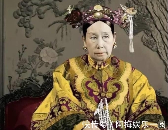 钿子|百年难得一见,清代富婆“做头发”多费时间?别被《甄環传》骗了