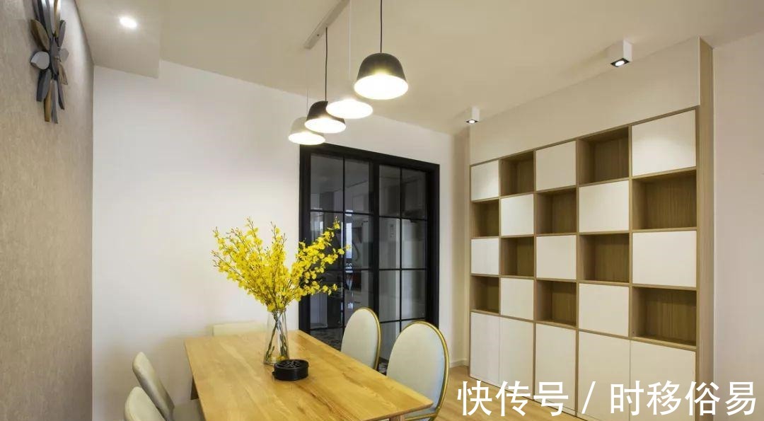 金边虎尾兰|105平简约的北欧风,橙色系很活力的装修,喜欢简单温馨的家