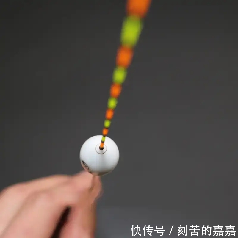 钓友注意旧鱼漂别用了,新式“七星漂”一出,不愁大鱼钓不到