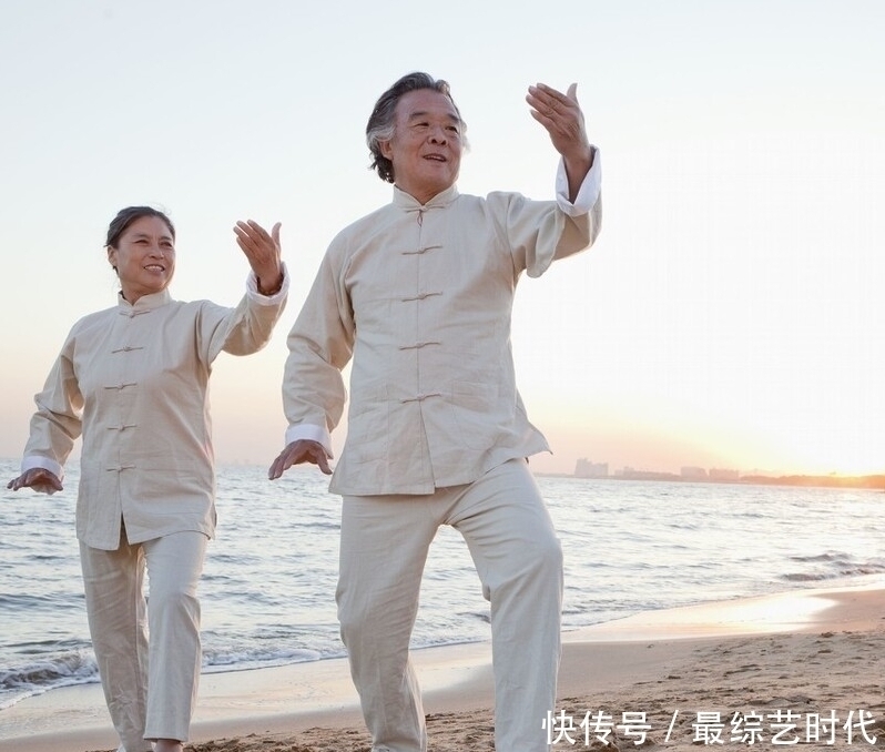 绿叶蔬菜|50岁后要养骨,医生,除了多喝牛奶,也可常吃4物