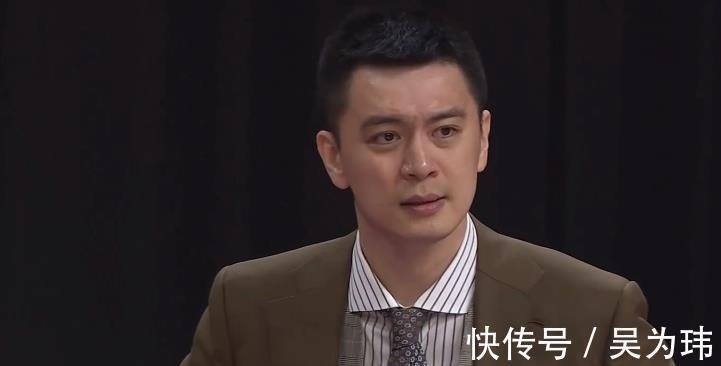 韩德君|火了!杨鸣与赵继伟摊手神同步,女球迷分析着装,直呼太帅了
