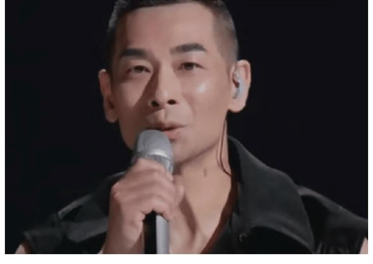 小春C位妥妥的,张丹露透露,赵文卓拒绝其他节目邀请