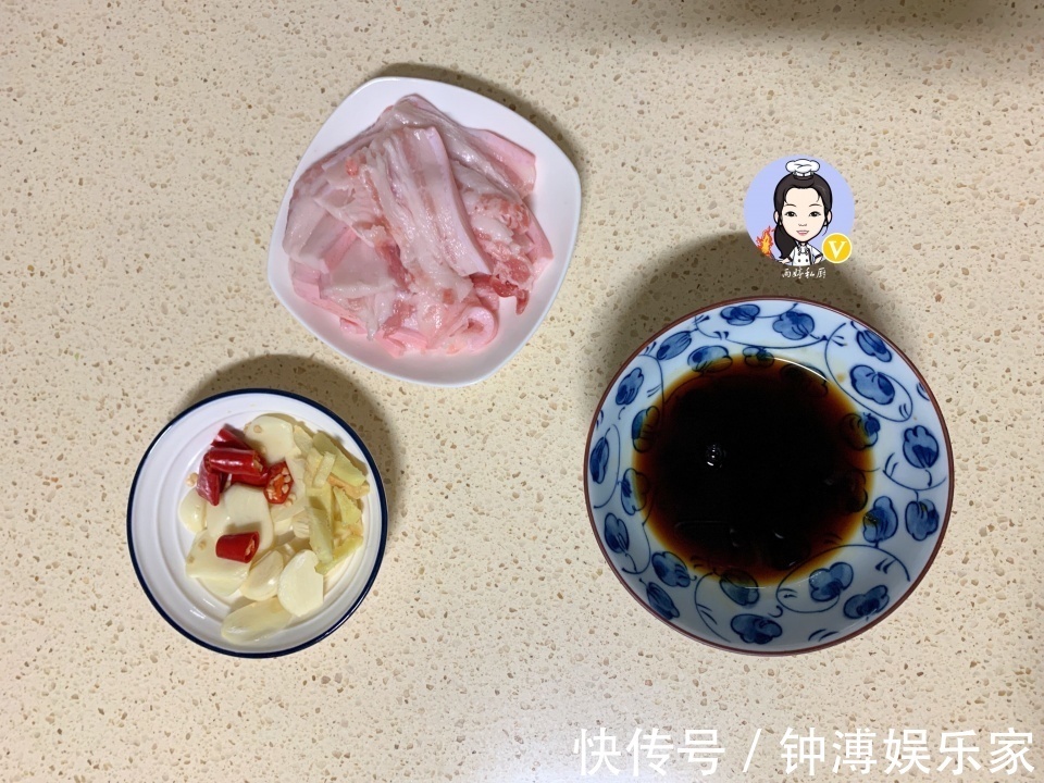 调味汁|炒包菜时，别直接下锅炒，掌握1个诀窍，包菜又香又脆不出水！