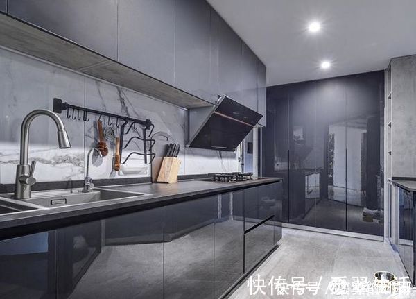 电视墙|看了他130㎡的家,才明白什么叫颜值超高、收纳满分,全屋质感十足
