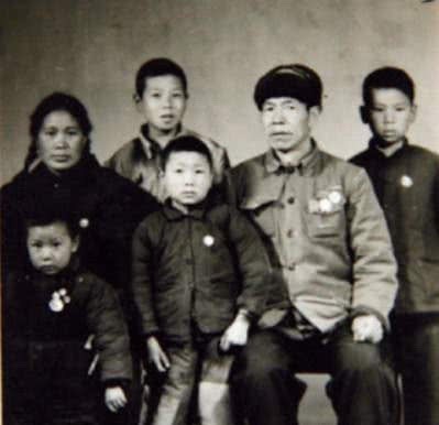 鬼子|抗日英雄一生获十次一等功,十二次二等功,却很少向家人提起