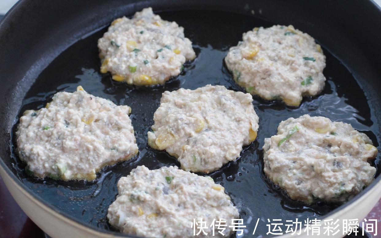 豆腐还能做早餐饼,营养均衡香喷喷,挑食的孩子居然一口气吃了仨