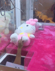 |搞笑GIF图：千万不能和大人一起玩跳跳床，不然就不是卡那了