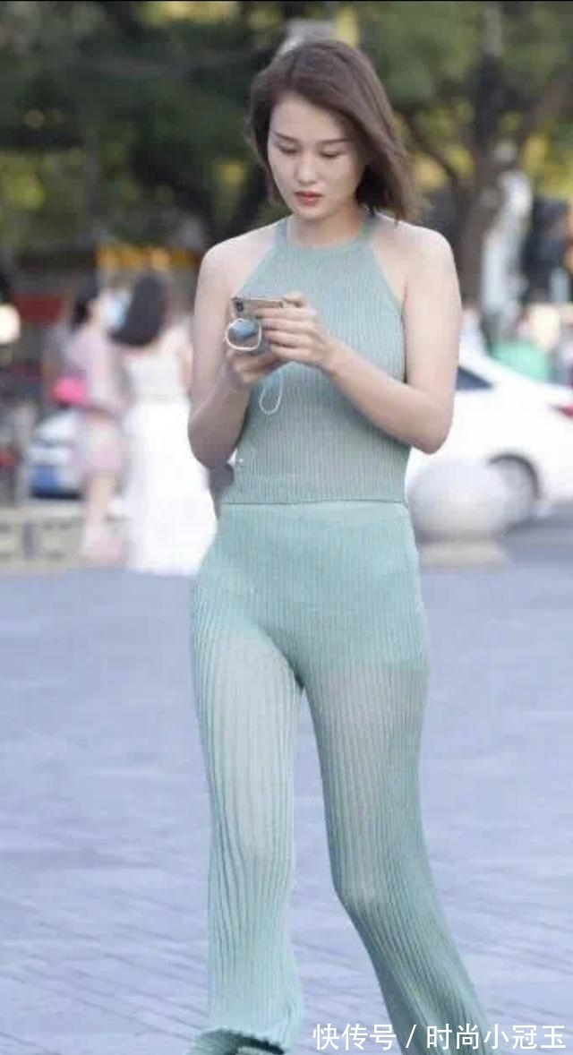 针织 针织造型更显独特,时尚百搭又舒适,当下潮流单品