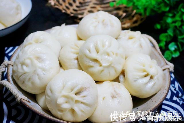 蒸包子，记住不要直接上锅蒸，技巧教您，松软好吃，超级简单