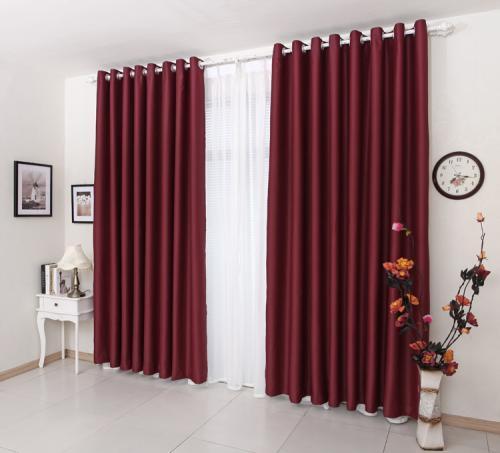 客厅|家里万万不要挂这种窗帘,好多人不听劝,难怪你家会越住越穷