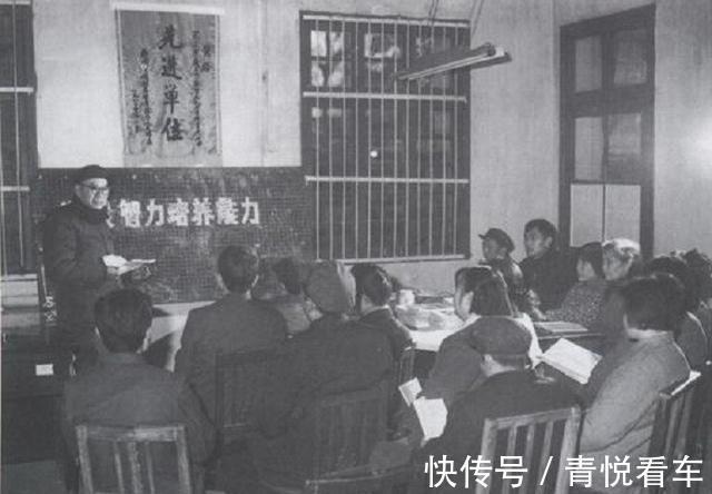 山区|故事:任正非的母亲,抚养7个孩子长大,高考复习为他开“小灶”