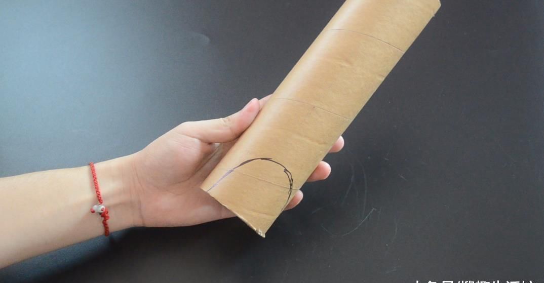 把纸筒粘在光盘上太厉害了, 解决了很多人困扰的烦恼, 赶紧试一试