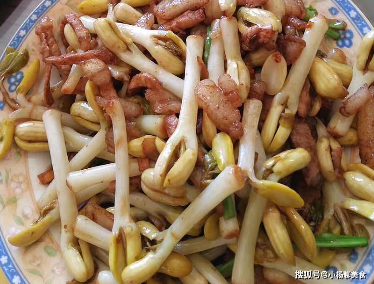 养颜|这菜贫血的人多吃，称“穷人的阿胶”，下饭美味，养颜，减龄又清肠