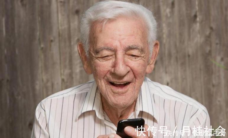 食物|糖尿病人除了少吃糖,还有2类食物劝你也少吃点,吃错了要升血糖