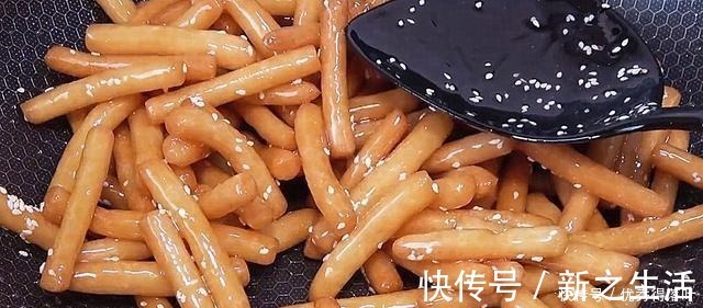 过年吃的零食江米条,不用买,在家自己做,香甜又酥脆,过年必备