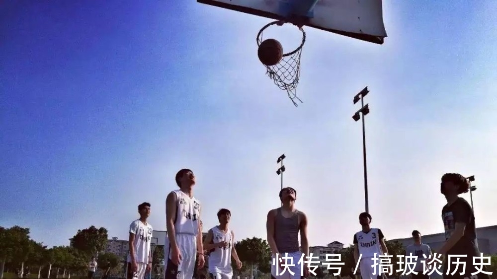 维生素男生身高不足170？这3种天然“增高药”，或许能“拉”你一把