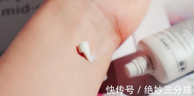 氧化锌|防晒霜红黑榜ISDIN红榜第1适合全肤质,安热沙差评,谁用谁后悔!