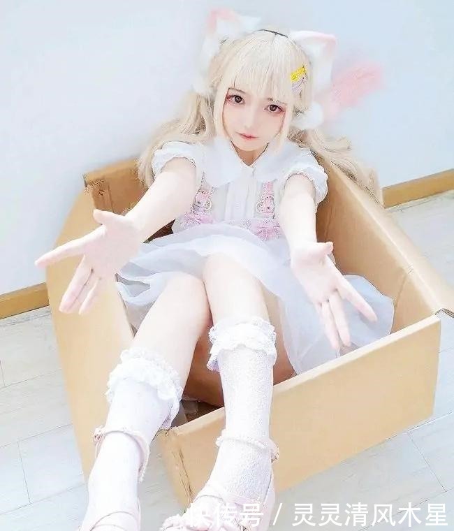 次元壁|突破次元壁的cos高中生cos小兰,漫画腿神还原,猫娘软萌可爱