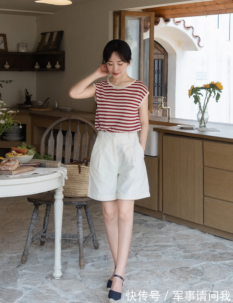 穿搭|小个子的最强“显高”攻略,这几组穿搭公式值得借鉴,显高又显瘦