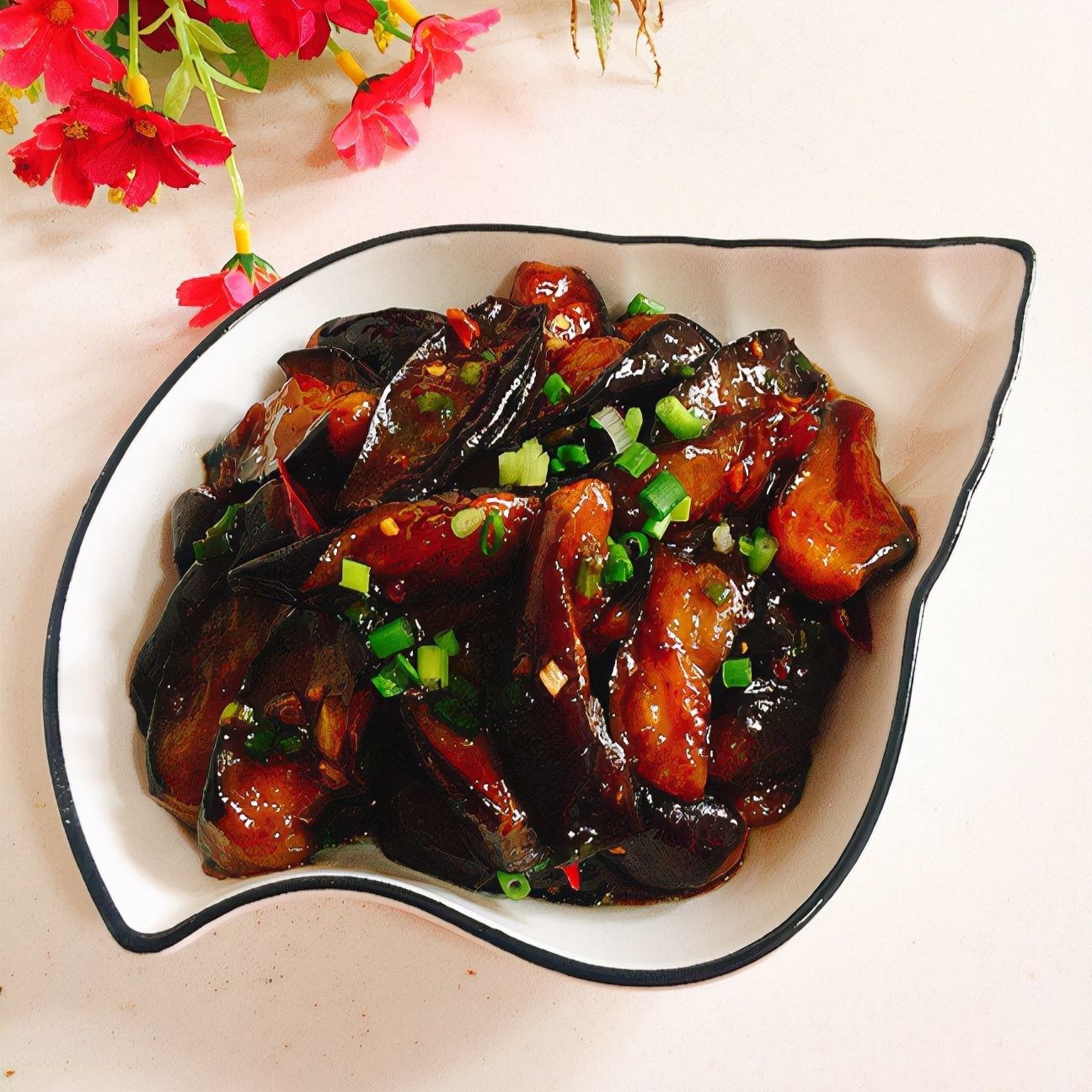 喜欢茄子别错过,家常美味红烧茄子,颜色诱人,好吃下饭