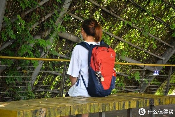 海绵|我的装备清单 篇十二：城市&户外全都hold的住—多特 韦特XV2背包