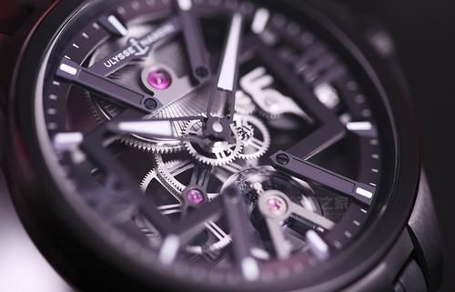 【腕表说】公价12万 怎么买到一只出色的镂空腕表？