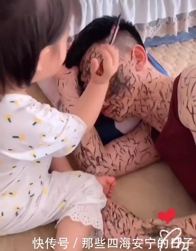 妈妈|爸爸喝醉酒,回家倒头就睡,女儿用一支笔让爸爸长记性,妈妈笑翻