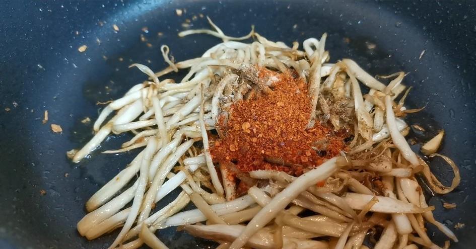 好吃|超级好吃的孜然香辣杏鲍菇,做法比烤肉还香