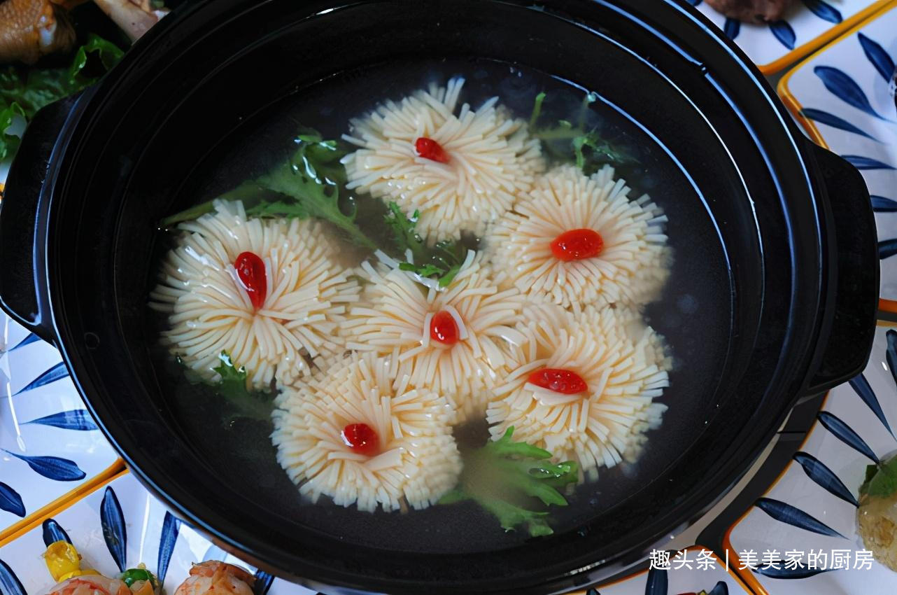 鸭汤|周末大餐,整整花了9个小时,中饭变成了晚餐,上桌全家惊艳啦!