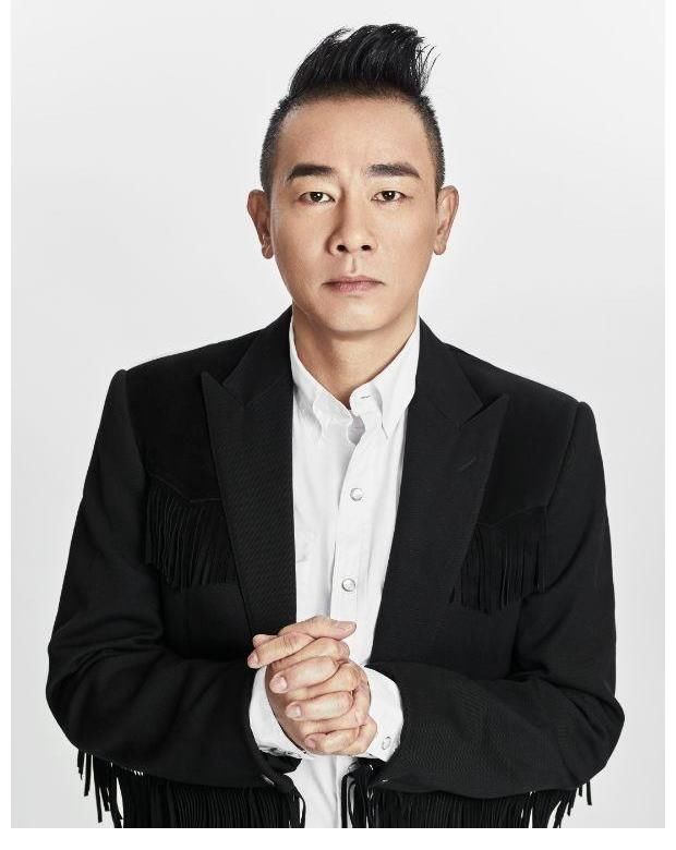 山鸡哥|敢对陈小春说狠话“我绝对不会让我兄弟吃亏”，这该有多飘