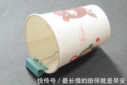 手机支架|一次性纸杯上夹个长尾夹，好多人不知道有啥用，但用过的人都夸好！