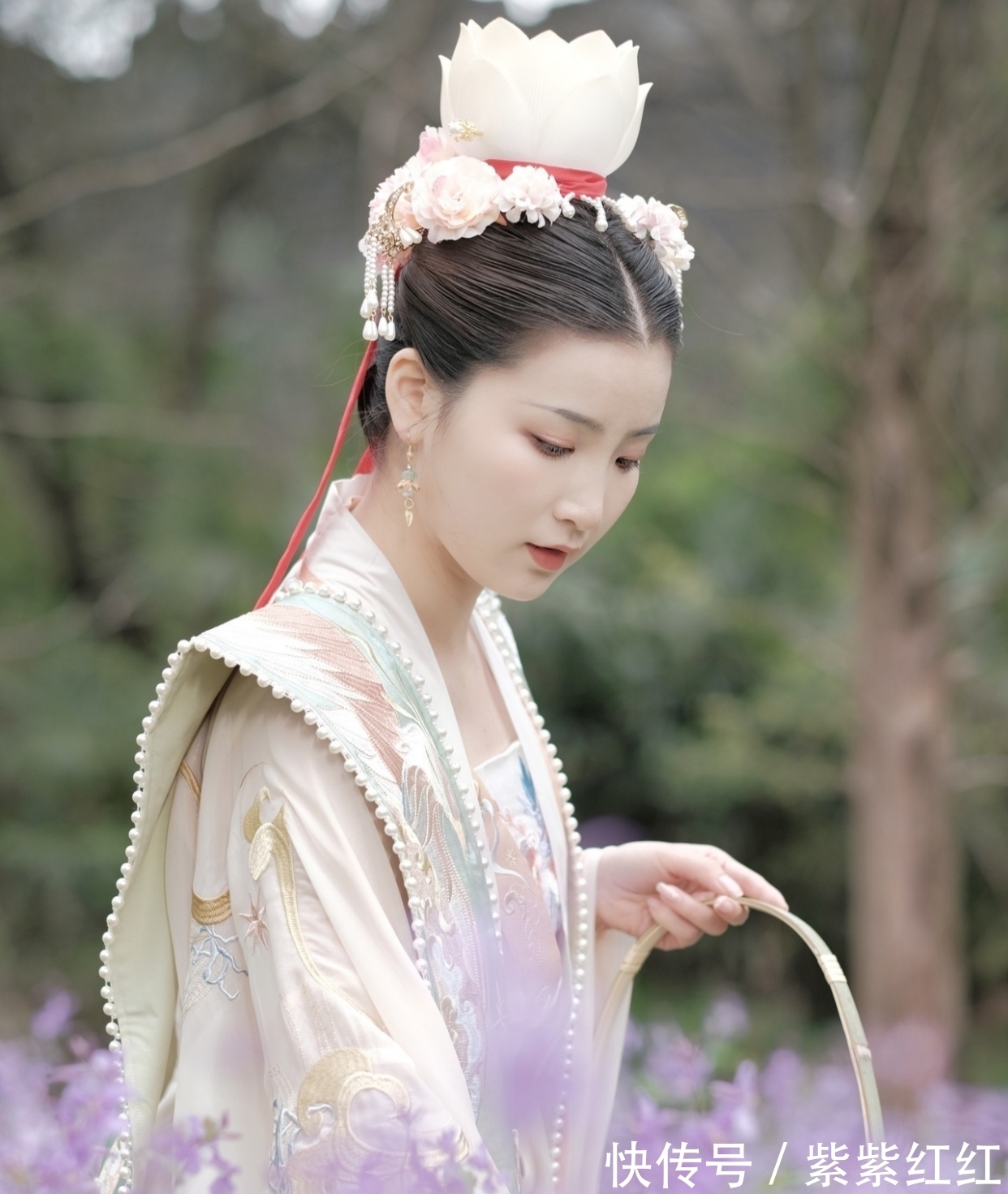 百孔千疮|八声甘州·词:几行字,一怀惆怅,倚遍栏杆