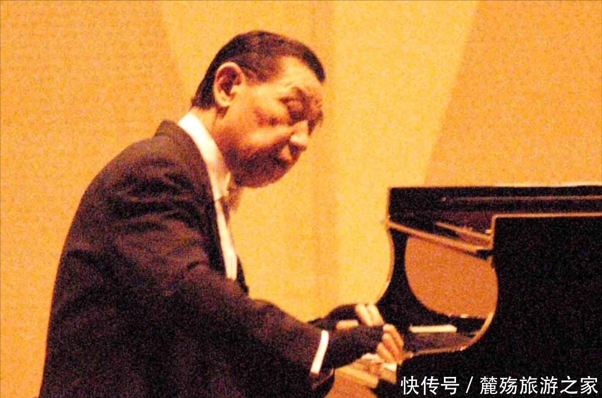 读《傅雷家书》学当家长,孩子人格为主、知识其次,父亲是引路人