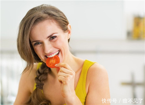 为什么黑头不停的生长呢?痘博士说几点原因!