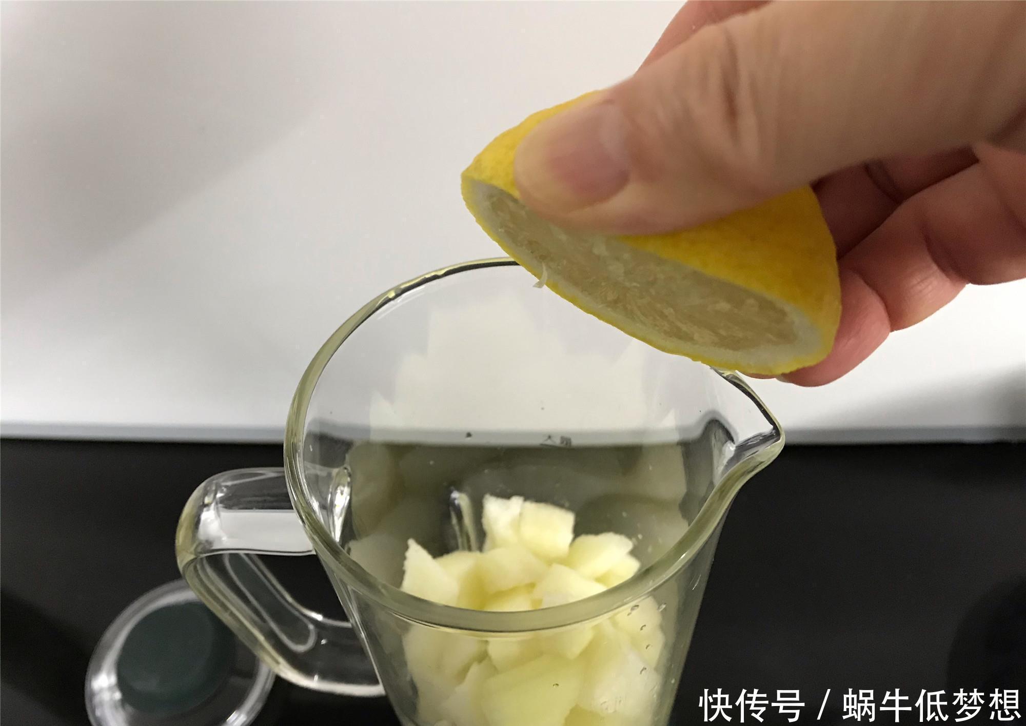 正当|秋冬,雪梨正当季,用来做成小糕点,入口即化,好吃不上火