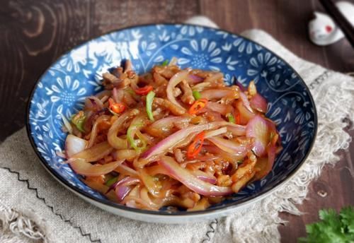 洋葱和它是绝配,等于天然“血管清洁工”,软化血管,血管通畅了